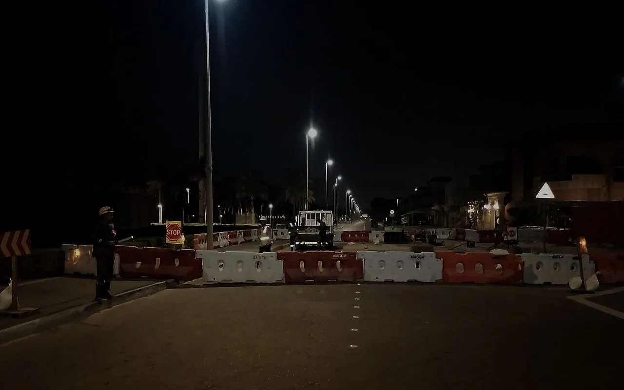 Abu Dhabi cycle network — bollard lighting